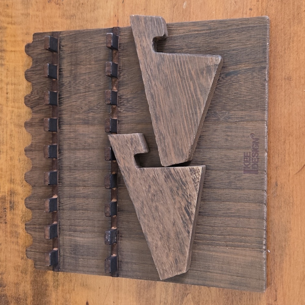 Ikee Design Wood Necklace Rack - Picture 4 of 5